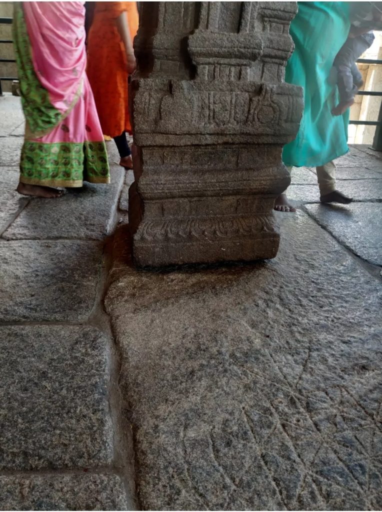 things in Lepakshi temple, India